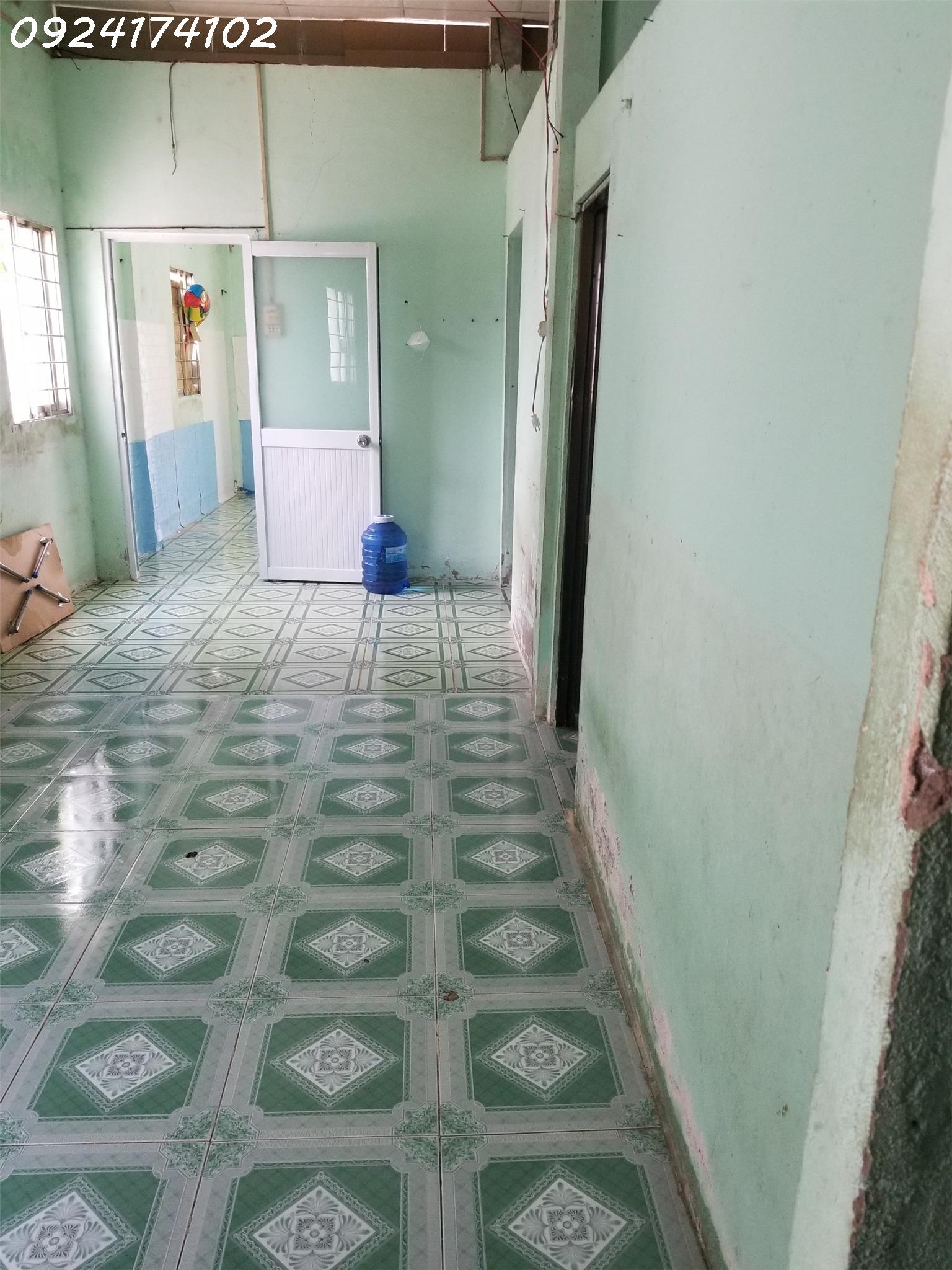 Cho thuê nhà nguyên căn tai Bình Khánh, Cần Giờ, Hồ Chí Minh, Hẻm đầu đường Trần Quang Đạo.