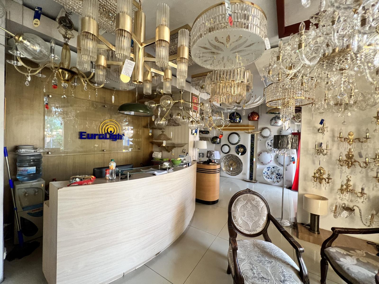 CHo thuê nhà MT Cộng Hòa, Tần BÌnh (8*13m) khu chuyên kinh doanh Nội Thất 