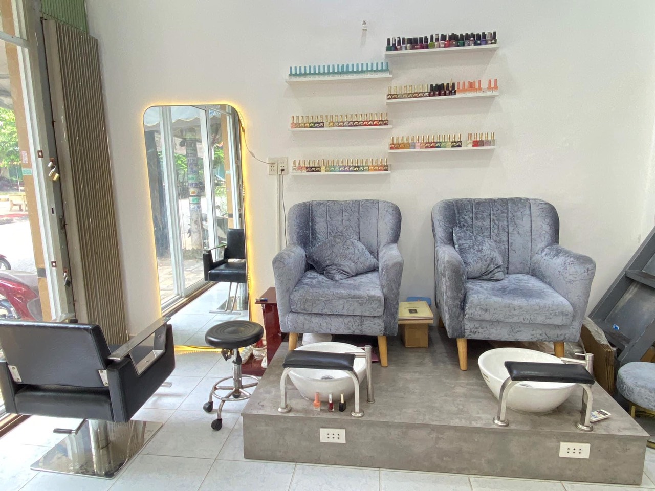 SANG NHƯỢNG SALON TÓC & NAIL