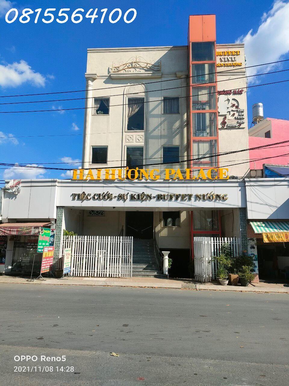 Cho thuê nhà mặt phố dài 15 m mặt đường Trần Phú quận 5 TPHCM - dtkv16x10 trệt 3 lầu - hợp làm
