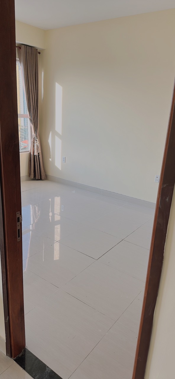 Cho thuê căn hộ Lucky Plaza, đường phan văn khoẻ, phường 2, quận 6: