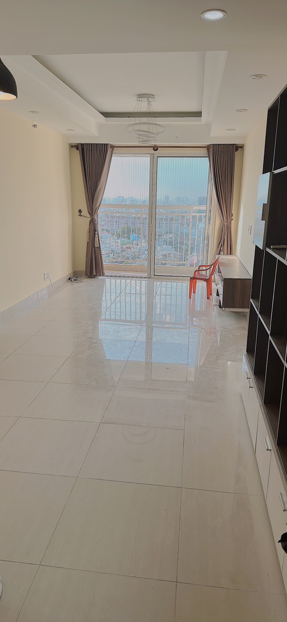 Cho thuê căn hộ Lucky Plaza, đường phan văn khoẻ, phường 2, quận 6: