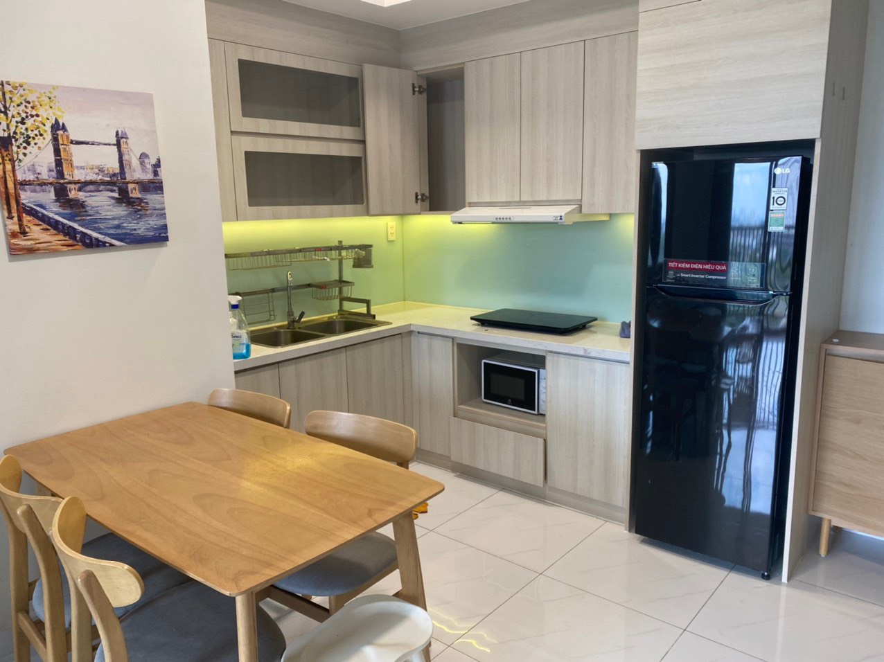 Cho thuê căn hộ Safira Khang Điền, 67m2 2PN - 2WC, Full nội thất decor, giá chỉ 10tr/tháng, Lh: 0388668882 gặp Tâm ( zalo ) )
