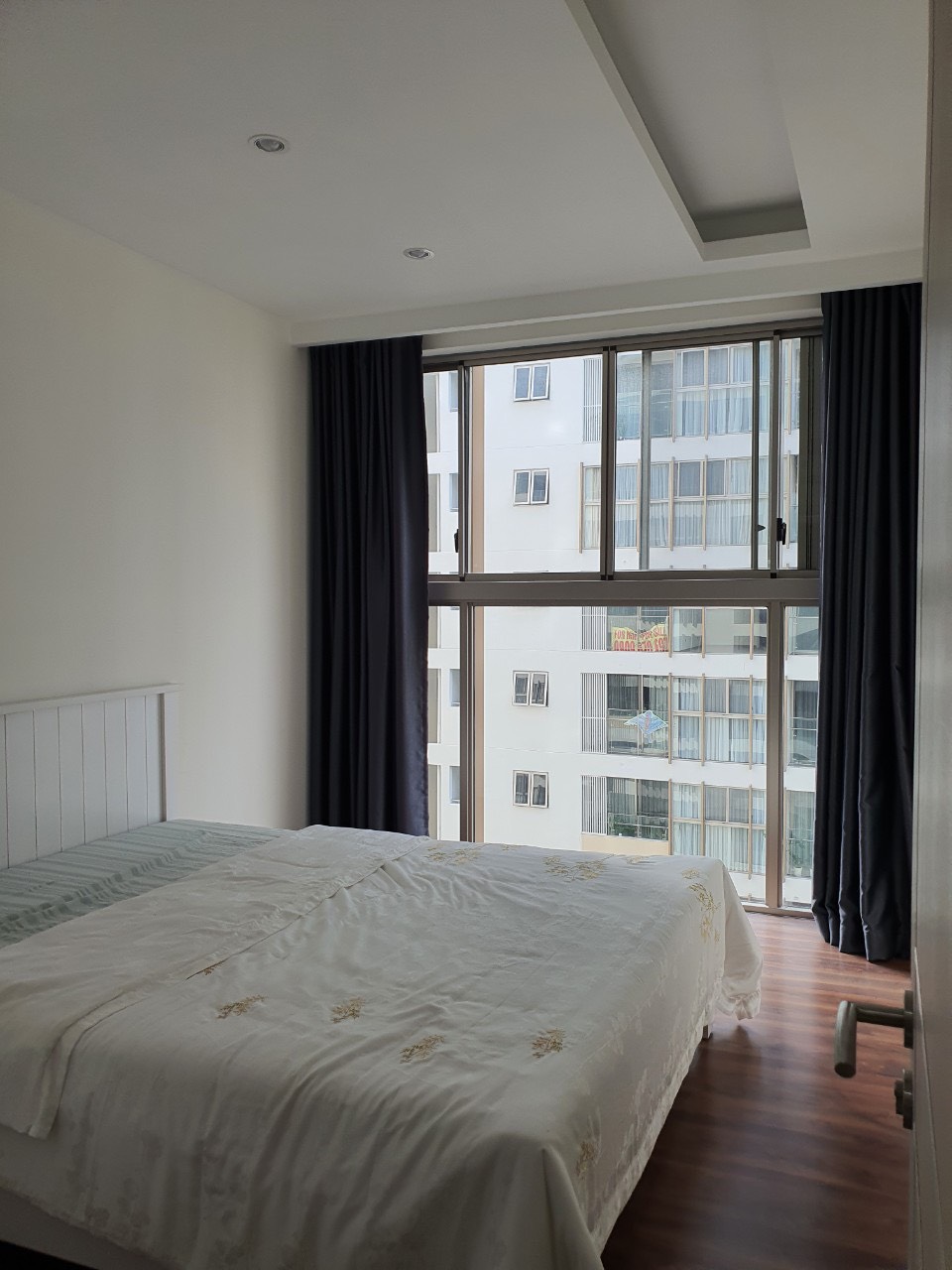 Cần cho thuê nhanh căn hộ Midtown Sakura, PMH,Q7,nhà đẹp giá rẻ nhất dọn vào ở ngay