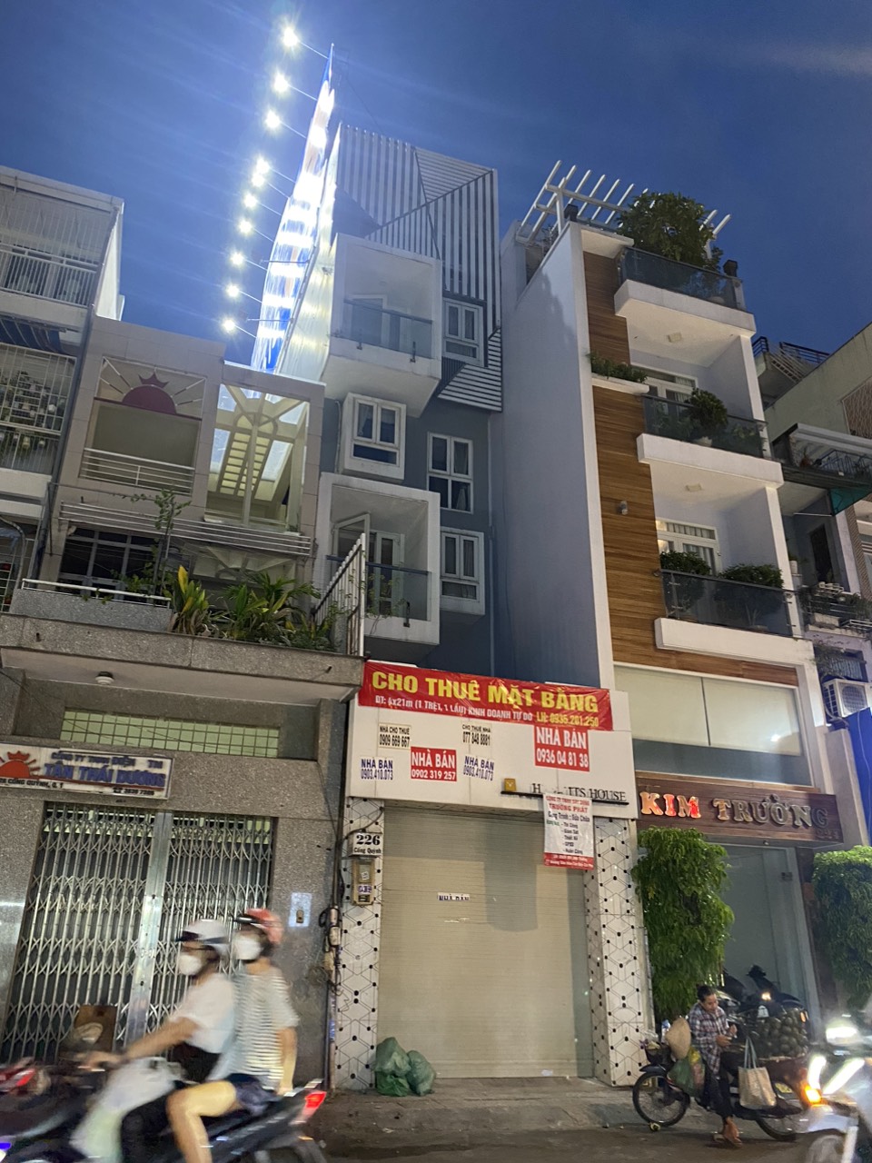 Cực RẺ 55tr! Cho thuê MT Cống Quỳnh Quận 1 - 4x21m - 2 lầu.