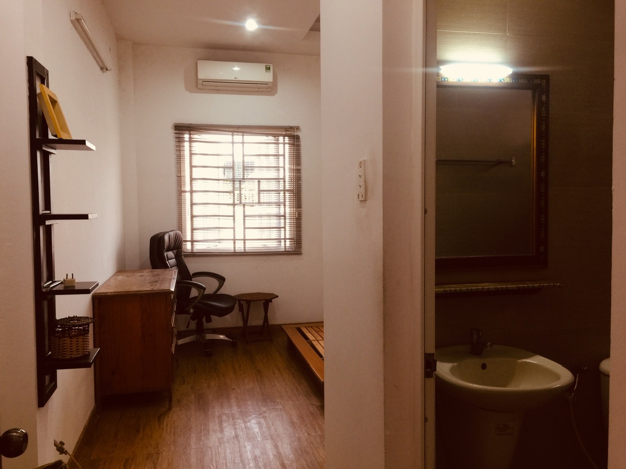 Cho thuê phòng ĐẸP, full nội thất đường Nguyễn Kiệm, P4, Phú Nhuận