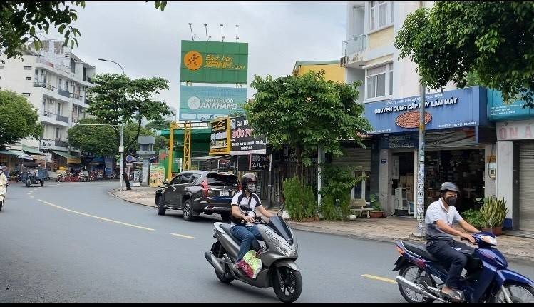 Giá Quá HỜI 55tr! Cho thuê MT Quận Tân Phú - NH 10x23m - 2 lầu.