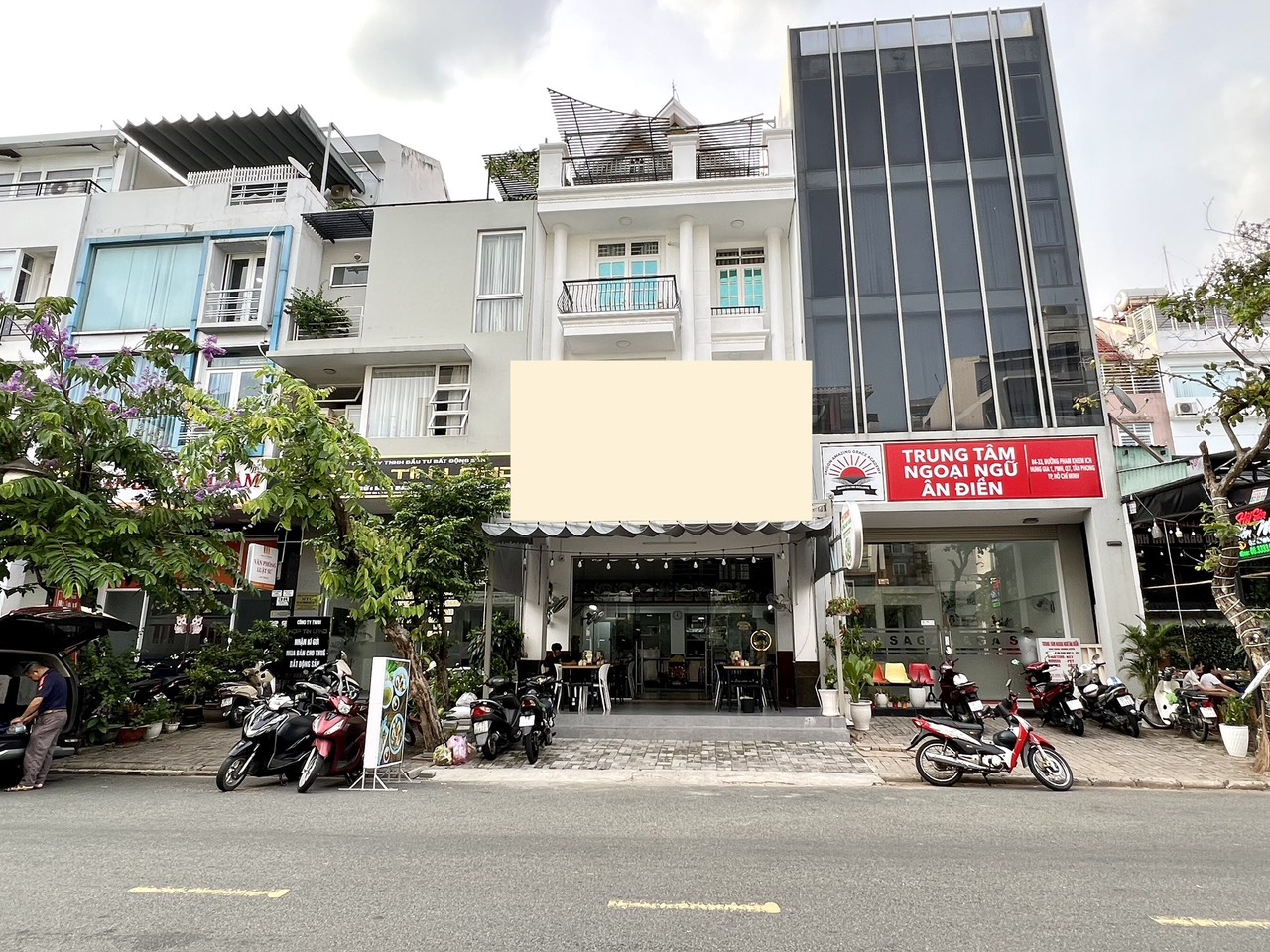 Cho thuê nhà phố đường Phan Khiêm Ích Hưng Gia 4 phù hợp làm văn phòng