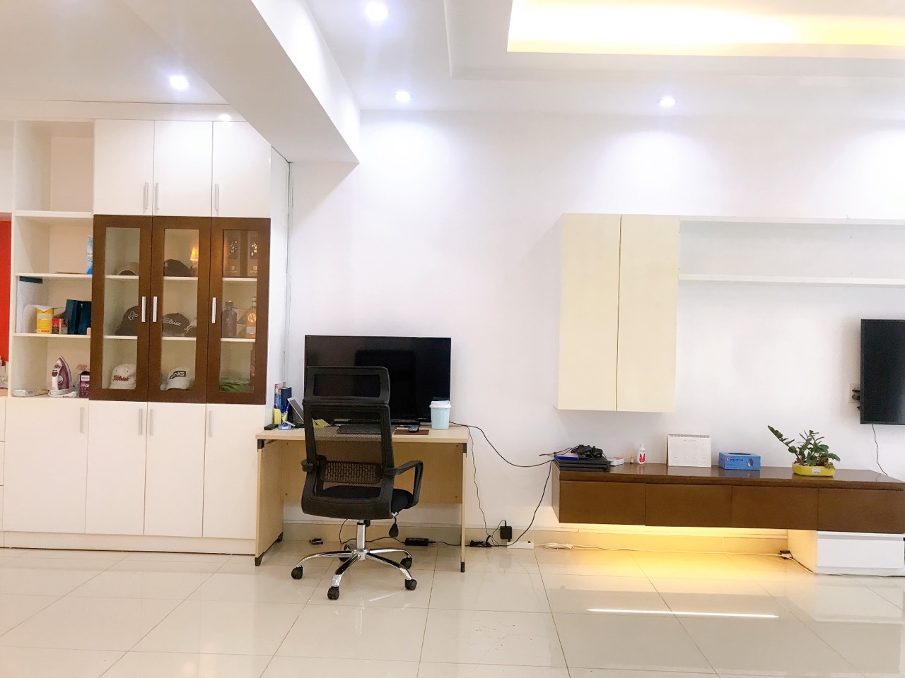 Cho thuê nhanh căn hộ cao cấp Riverpark Residence, DT 145m2, 3PN, 2WC, full NT, giá thuê 40.5 triệu/tháng