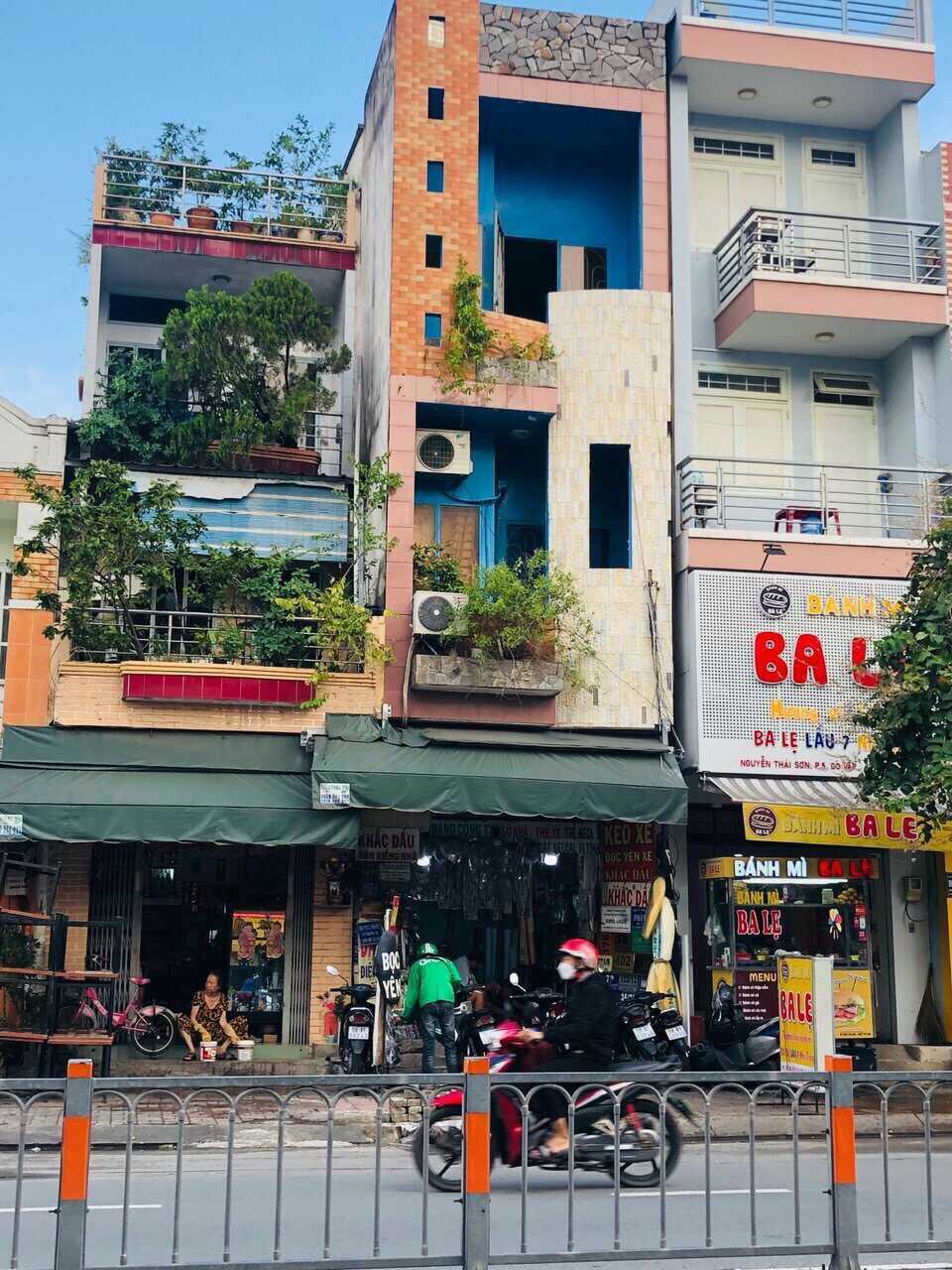 Cho thuê nhà 4x20m 4 tầng mặt tiền Nguyễn Thái Sơn phường 4 Gò Vấp