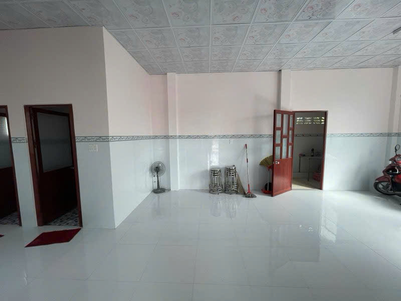 Chính Chủ Gấp Bán - Nhà Mặt Tiền Tỉnh Lộ 6m - Vị Trí Đắt Địa Thuận Tiện Kinh Doanh - 2 tỷ 4. Lh:0969933159