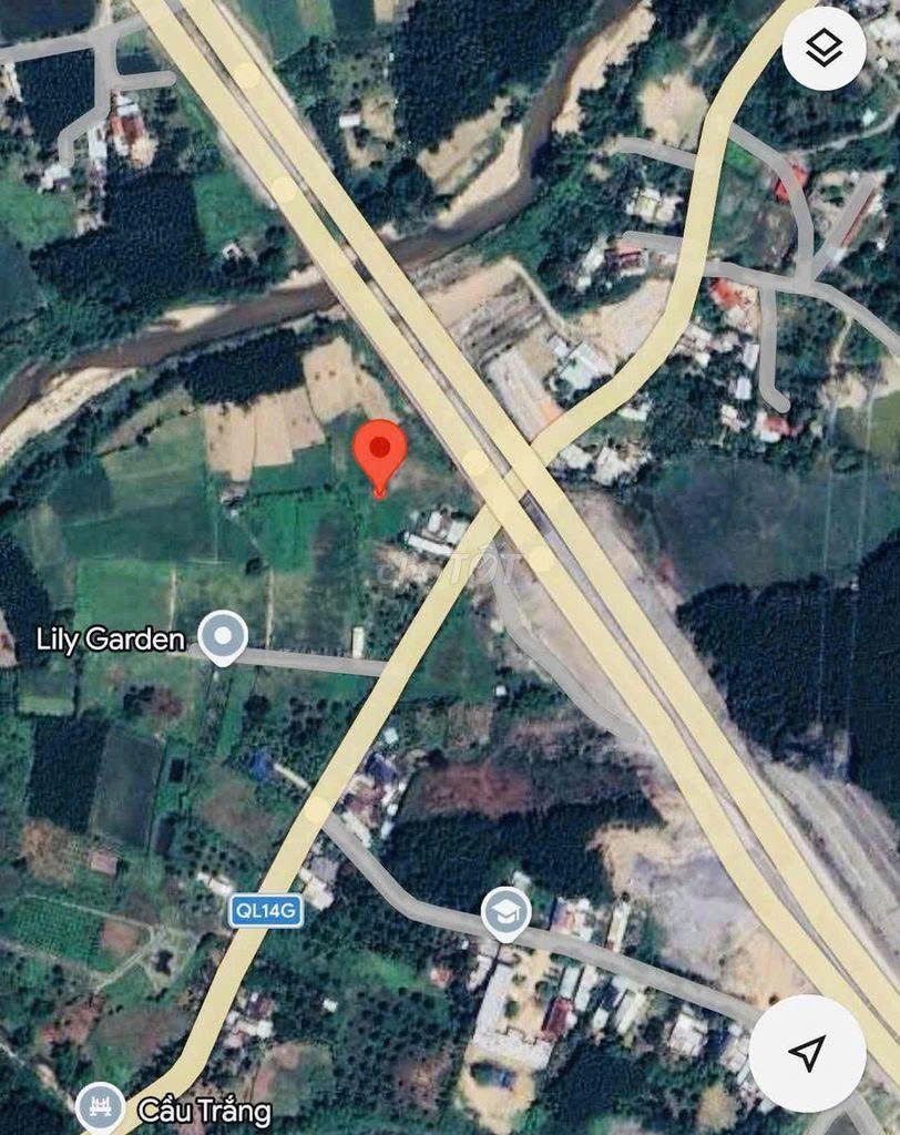 Đất làm vườn nghĩ dưỡng view sông sát đường đi Núi Thần Tài 3800m2 chỉ 5.3 tỷ. Lh:0913913077.