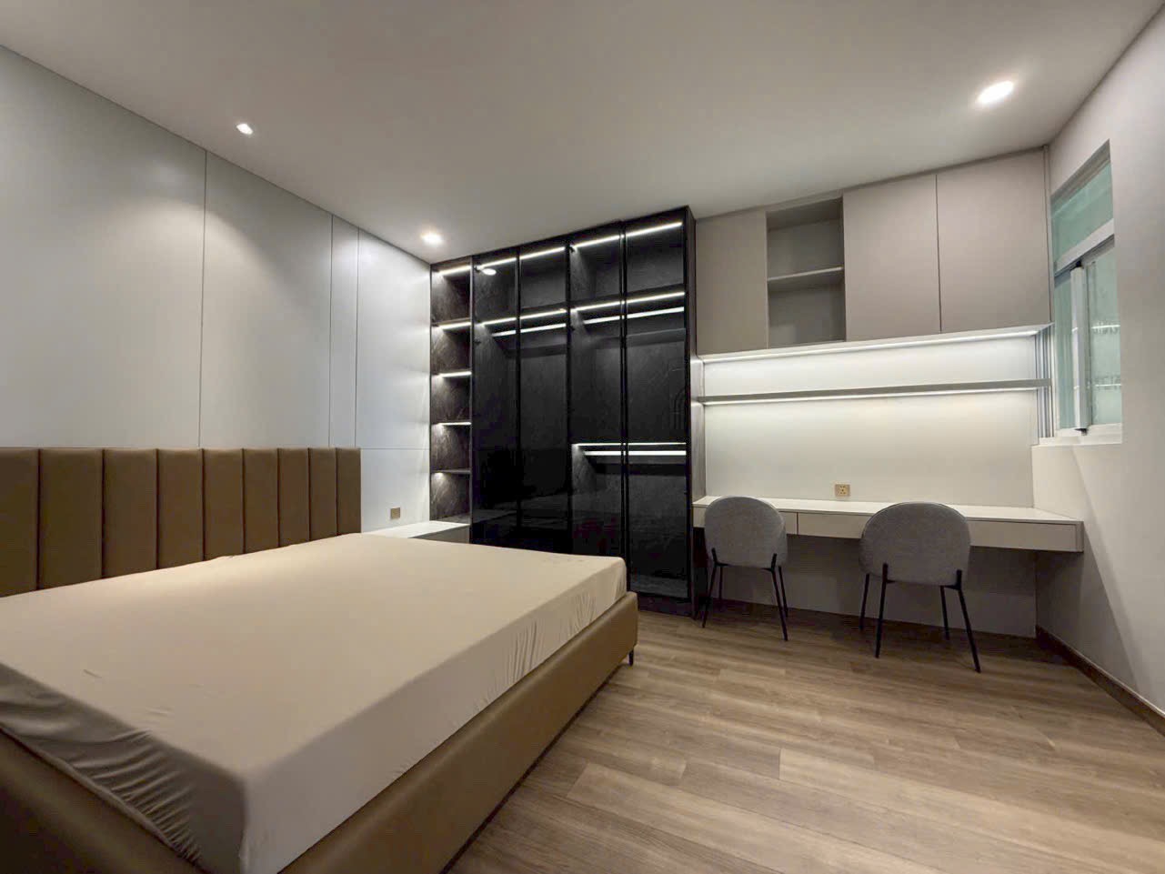 Cho thuê căn hộ Hưng Phúc 2PN 2WC giá rẻ nhất thị trường