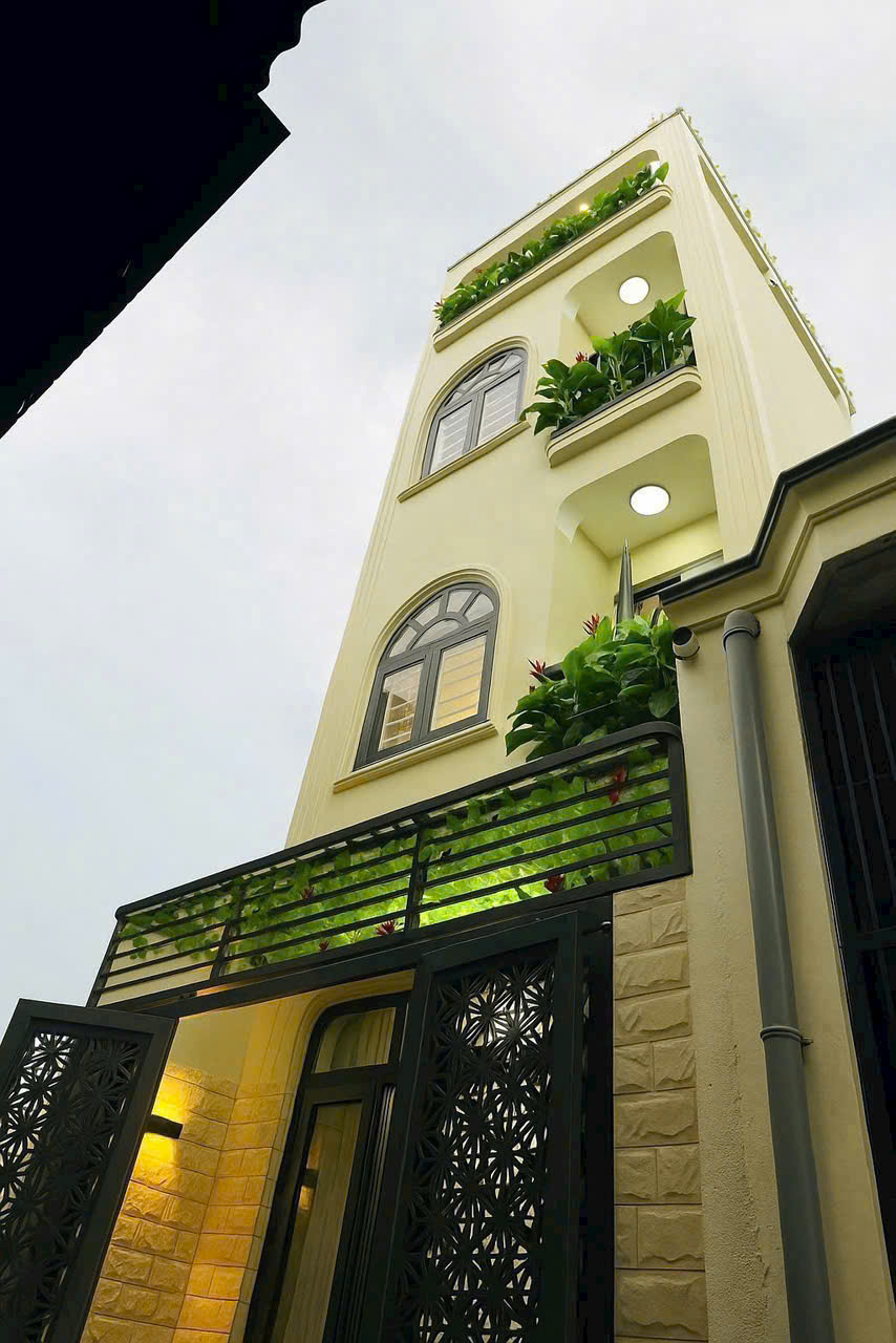 SIÊU PHẨM MỚI TẠI GÒ VẤP - FULL NỘI THẤT XỊN XÒ - 35M2 CHỈ 5TỶ880. LH:0901754355.