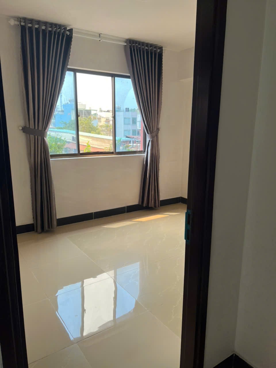 CHO THUÊ CC MỸ PHƯỚC, CĂN GÓC 2PN 2WC CHỈ 13.5TR - LH 0906371086