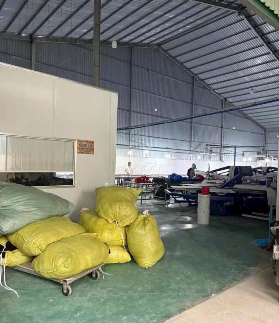 Cho thuê kho xưởng 420m2/750m2 Gần TL13, Thạnh Lộc Quận 12