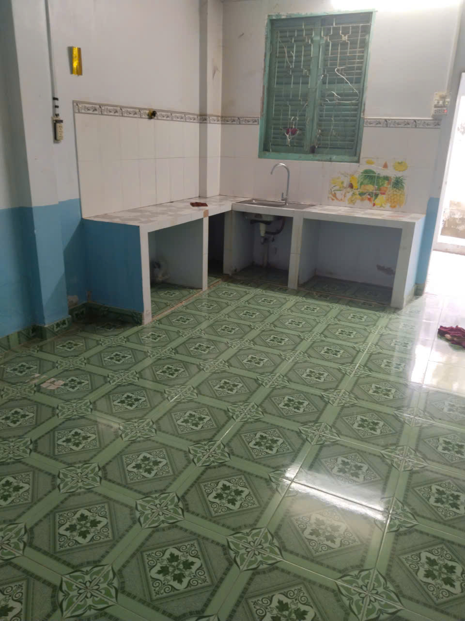 Cho thuê nhà nguyên căn ngay chợ Long Thạnh, xã Cần Giờ 70m2 chỉ 9tr/th. Lh:0932234469.