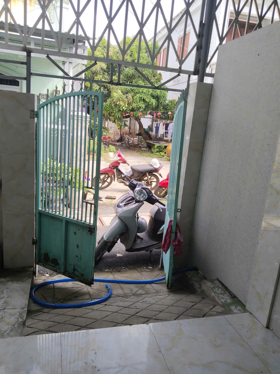 Cho thuê nhà nguyên căn ngay chợ Long Thạnh, xã Cần Giờ 70m2 chỉ 9tr/th. Lh:0932234469.
