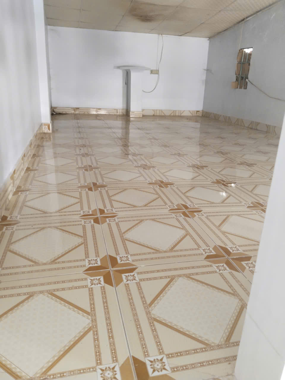 Cho thuê nhà nguyên căn ngay chợ Long Thạnh, xã Cần Giờ 70m2 chỉ 9tr/th. Lh:0932234469.
