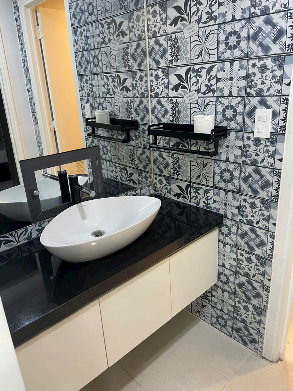 Cần cho thuê căn hộ Mỹ Khánh , đường Nguyễn Đức cảnh ,PMH , Q7, dt:118m2 ,3PN.LH:0906611859 Thư 