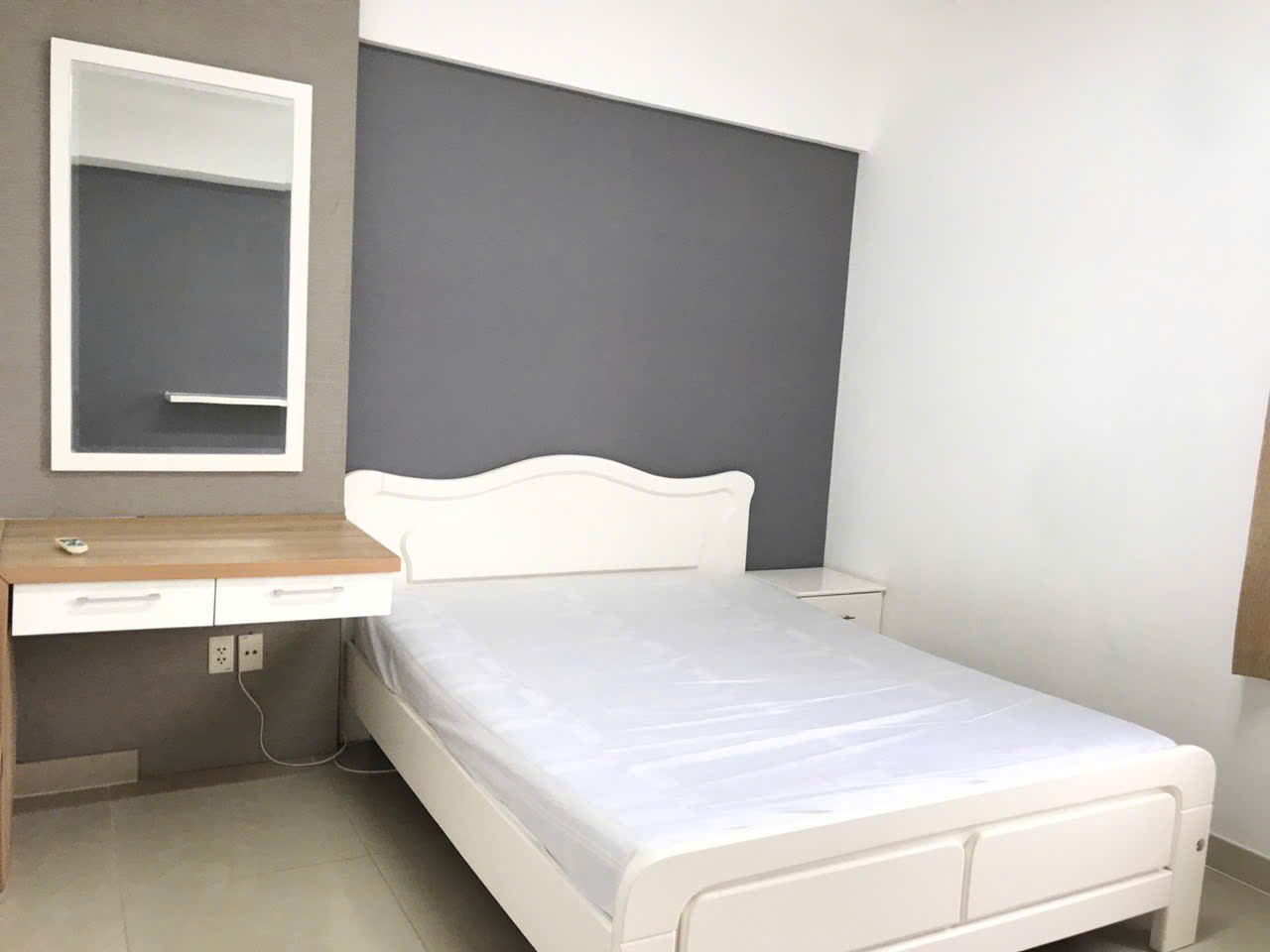 Cần cho thuê nhanh căn hộ Mỹ Khánh 4, diện tích 118m2, 3pn full nội thất, giá tốt 19 triệu