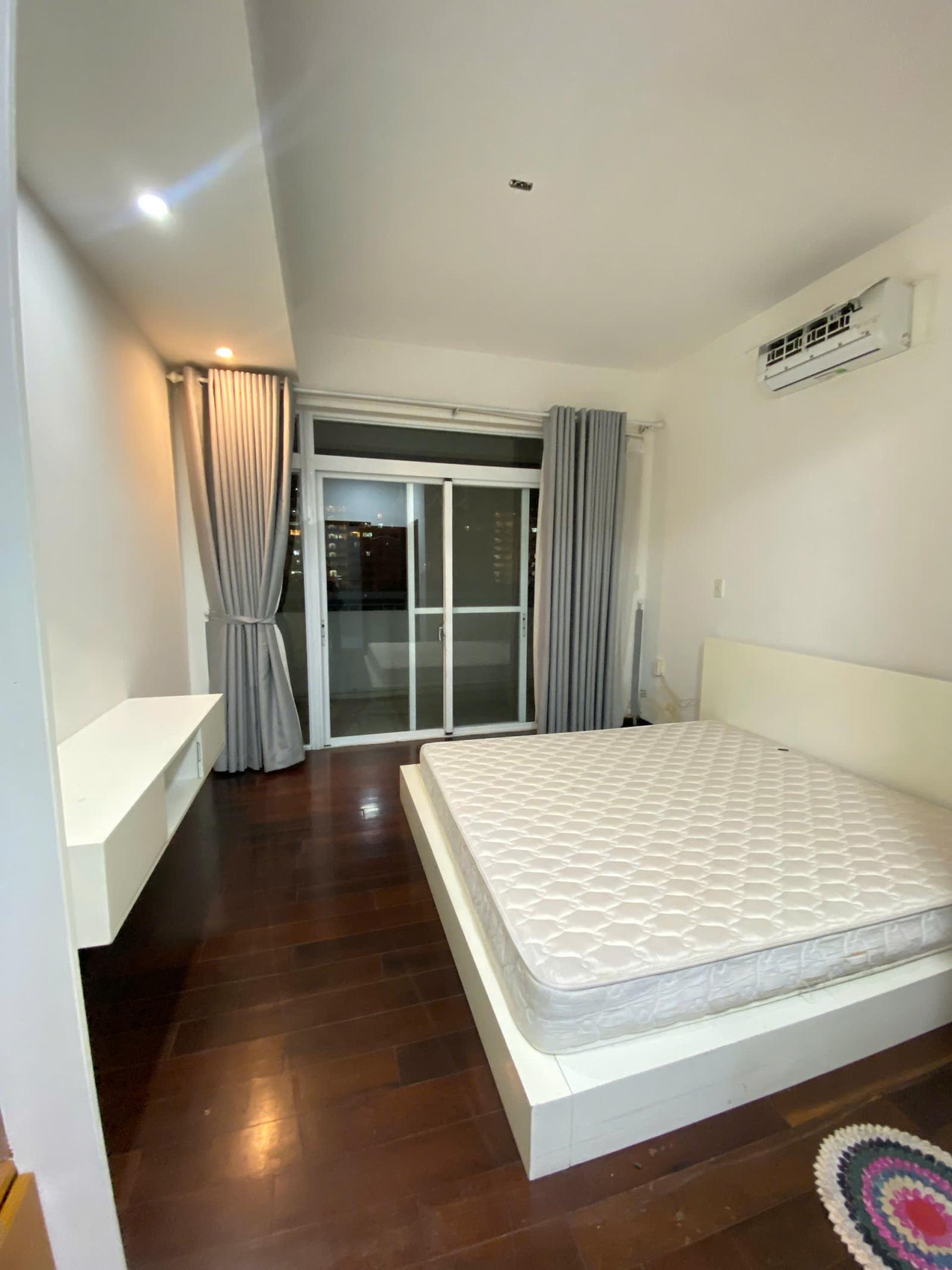 Cần cho thuê căn hộ Green View , Phú Mỹ Hưng ,Quận 7, dt: 118m2 , 3PN,2WC, giá : 23 triệu(TL).LH: 0906611859 Thư