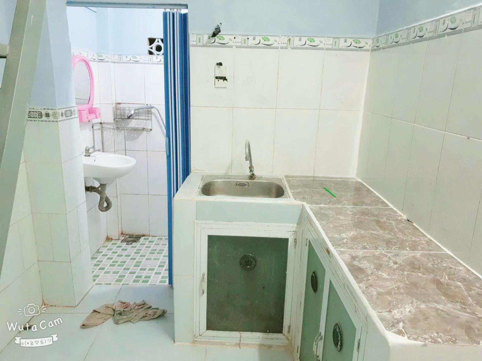 CHO THUÊ NHÀ HẺM NGUYỄN THỊ THẬP, P.TÂN THUẬN (BÌNH THUẬN, Q.7 CŨ) GIÁ 5 TRIỆU.