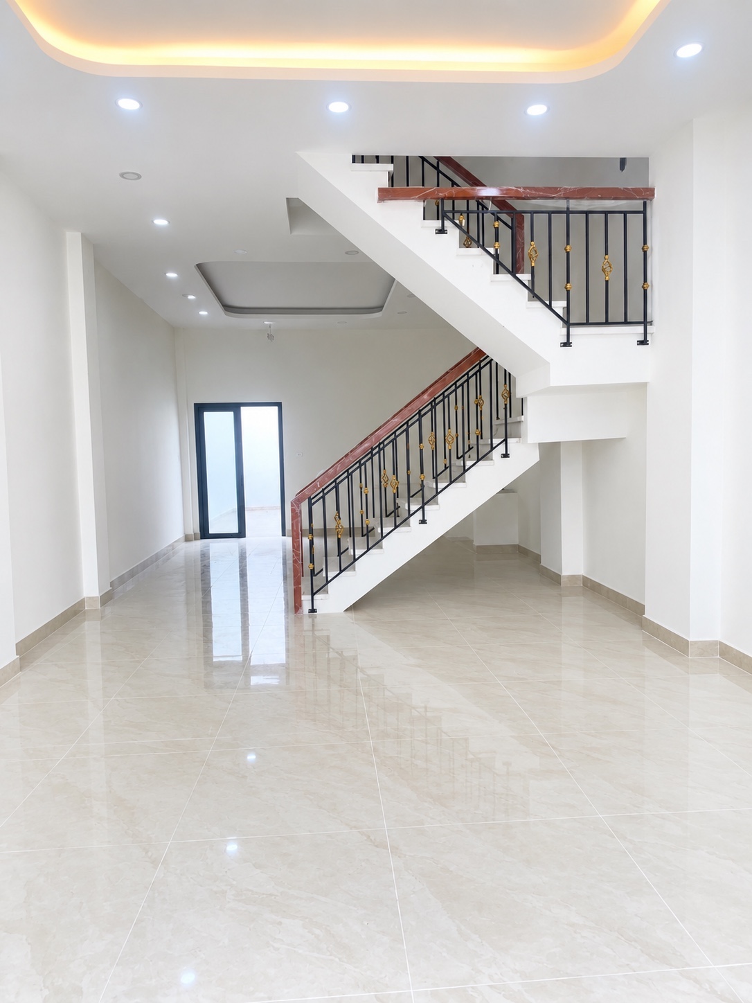 NHÀ PHỐ NGANG 5M ĐANG HOÀN THIỆN TẠI THẠNH XUÂN 25, Q12 
