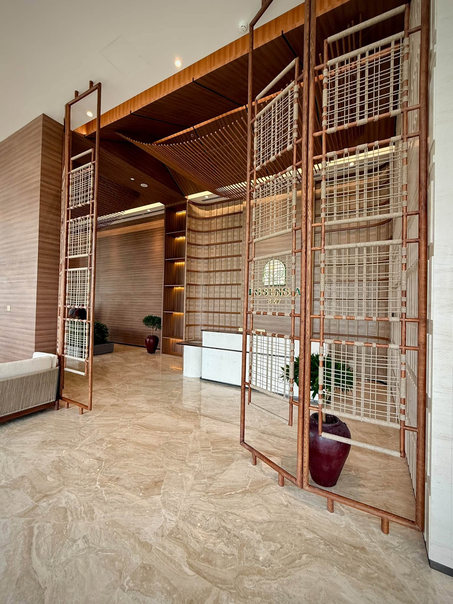 Cần cho thuê 3PN, 120 m2, NTCB, view đẹp lung linh, giá thuê 20 triệu/tháng 