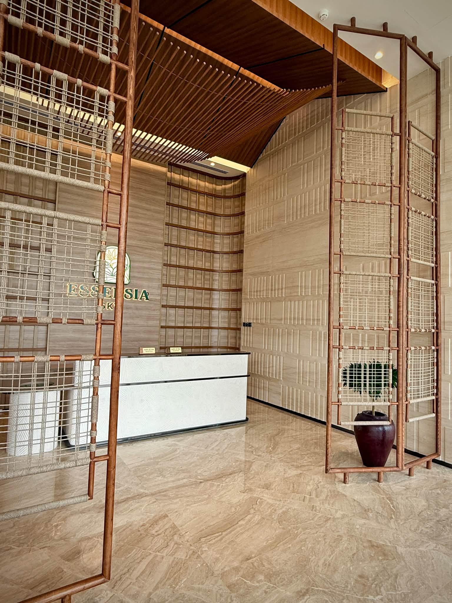 Cần cho thuê 3PN, 120 m2, NTCB, view đẹp lung linh, giá thuê 22 triệu/tháng 