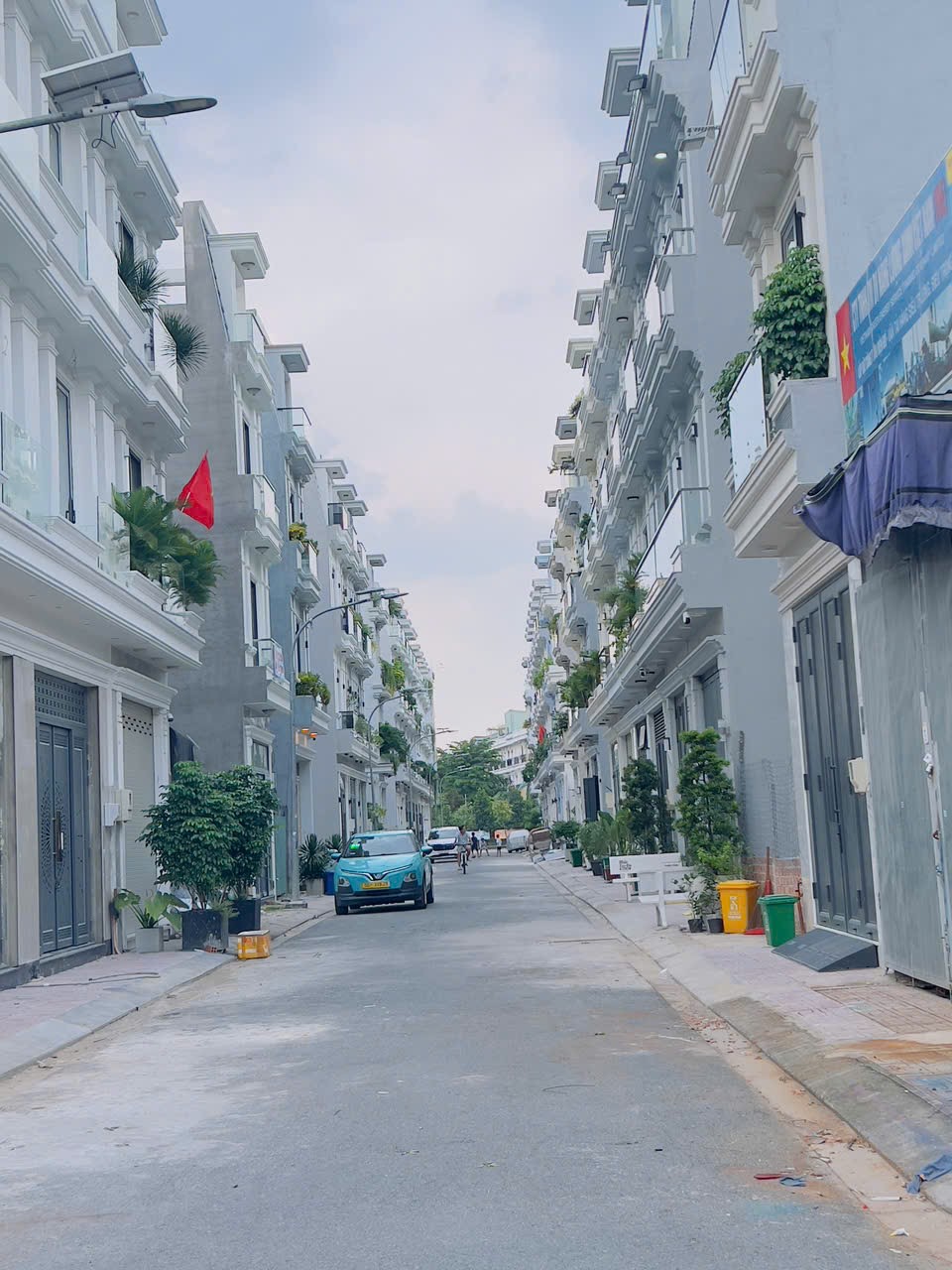 Cho thuê nhà khu phân lô đồng bộ lê đức thọ gò vấp 4 x16 đúc 4 lầu giá 25tr