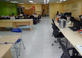 Chúng tôi đang cần share văn phòng làm việc 786797