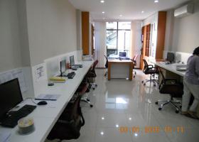 Văn phòng 40 m2 = 11 triệu / tháng,đường Cao Thắng Full nội thất,Tel 0902 326 080  796620