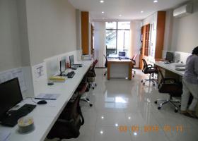Văn phòng đường 40 m2 = 11 triệu /tháng Nguyễn Thị Minh Khai Tel 0902 326 080  842727