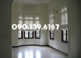 Villa cần cho thuê gấp đường Nguyễn Văn Hưởng, phường Thảo Điền, 700m2, 133.74 triệu/th 985698