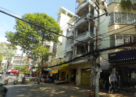 Nhà nhiều phòng cho thuê mặt tiền đường Cửu Long, P. 15, Quận 10, Hồ Chí Minh 1178208