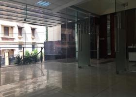 văn phòng chính chủ tại quận Phú Nhuận. diện tích 40m2. giá thuê chỉ 10tr cho vp mặt bằng của tòa nhà 1280150