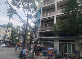 Cho thuê mặt bằng làm phòng khám 3 lầu tại ngã tư Thuận Kiều, phường 4, Q11, DT 108m2 1640348