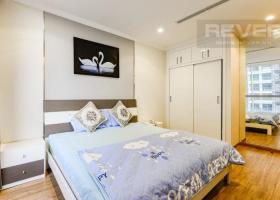 Cho thuê căn hộ Vinhomes tầng trung 4PN giá 36triệu/tháng view sông SG LH:0909800965 1640436