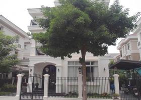 Gia đình Cho thuê biệt thự VIP Phú Mỹ Hưng, Quận 7 mới 100% giá siêu rẻ LH: 0912639118 CHÍNH CHỦ 1885049