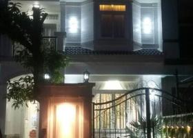Cho thuê biệt thự Phú Mỹ Hưng, Quận 7 nhà đầy đủ nội thất, nhà đẹp giá rẻ nhất hiện tại LH 0915213434 PHONG. 1955254