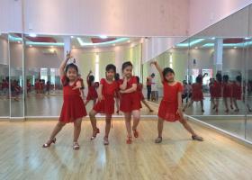 SiĐô chiêu sinh lớp Dance Sport cho bé từ 6 tuổi trở lên 1972055