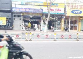 Cho thuê nhà trống suốt mặt tiền đường Nguyễn Thị Thập. Q7 1987354