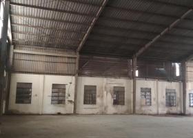 CHO THUÊ GẤP NHÀ XƯỞNG 2.500M2 MẶT TIỀN PHAN VĂN HỚN, HÓC MÔN 2001585