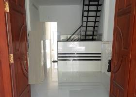 Cần cho thuê nhà hẻm C3( hẻm Ok 3 con dê ), đường Phạm Hùng .  2004210