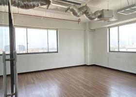 Văn phòng sàn trống tại Nguyễn Văn Hưởng - Tòa Văn phòng cao cấp - Giá thuê 17$/m2/tháng 2022565