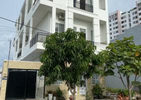 Cho thuê phòng 35m2 có máy lạnh, cửa sổ, ban công riêng đường Phạm Văn Đồng gần Gigamall 2036414