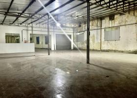 * Cho thuê kho xưởng *1300m2 đường Dương Quảng Hàm, Quận Gò Vấp 2067444