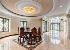 Cho thuê villa Pháp ngay gần cầu Sài Gòn,hồ bơi sân vườn 6PN full nội thất 2080936