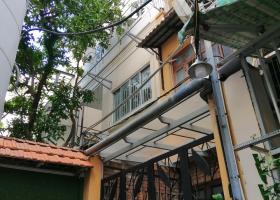 Cho thuê rẻ nhà phố 6 x 20m trung tâm Q1 TP.HCM 100 tr/ tháng. 2096307